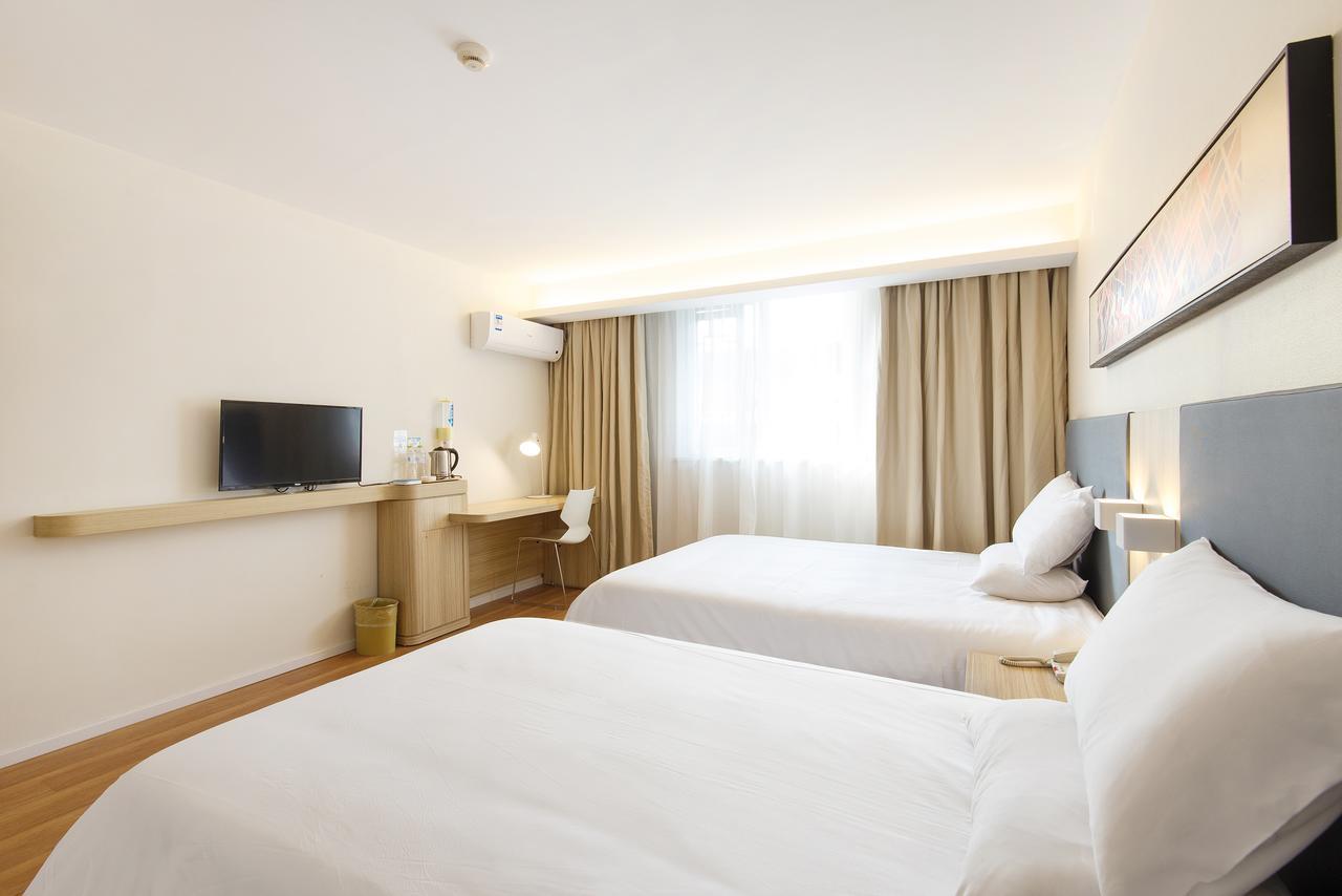 Hanting Hotel Qingdao Zhanqiao Railway Station Dış mekan fotoğraf