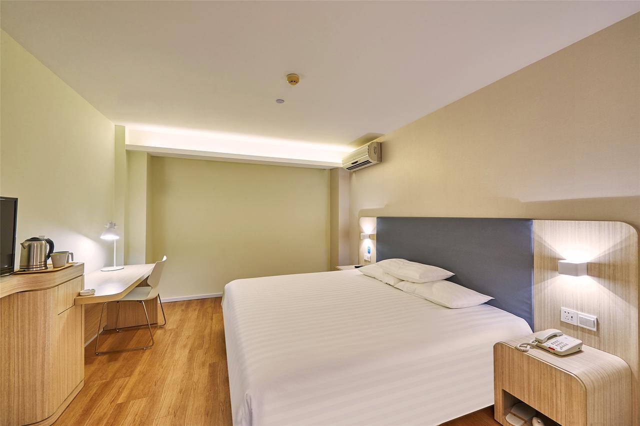 Hanting Hotel Qingdao Zhanqiao Railway Station Dış mekan fotoğraf