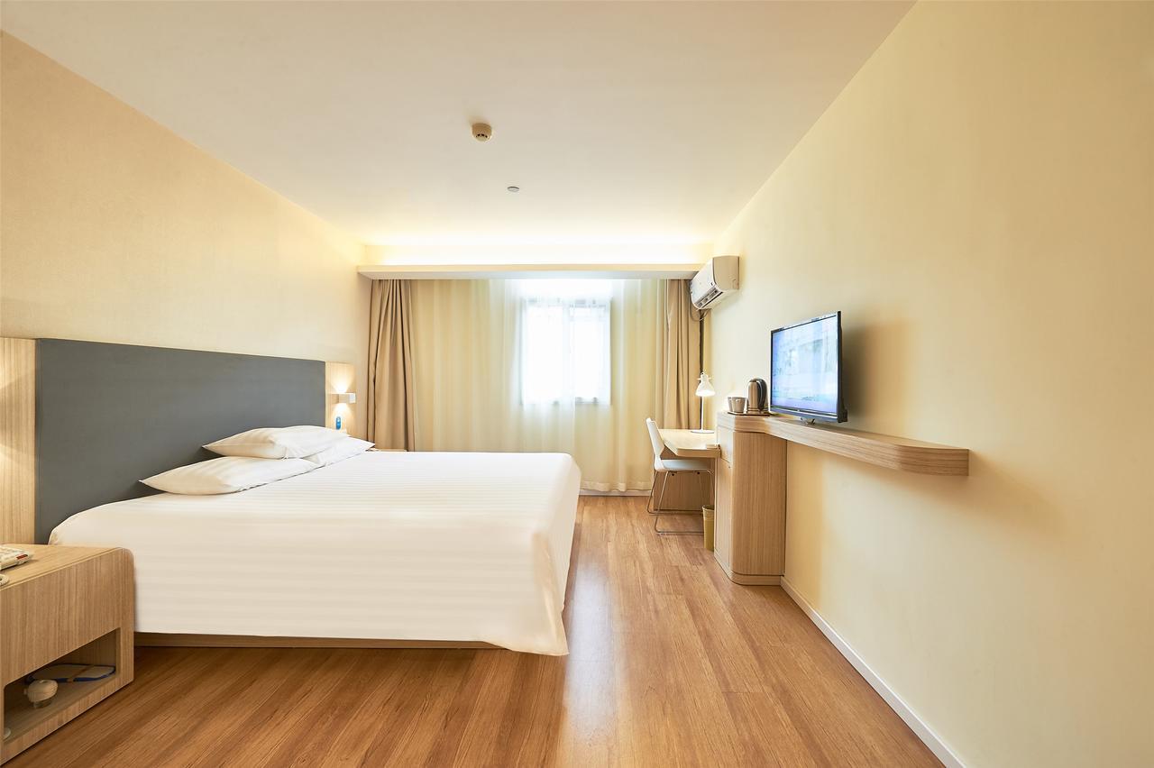 Hanting Hotel Qingdao Zhanqiao Railway Station Dış mekan fotoğraf